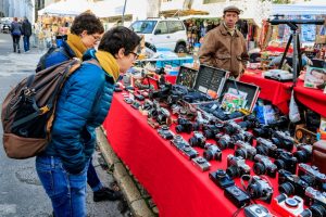 buy a camera from Amazon