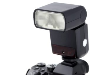 beginner guide to flash photography indoors