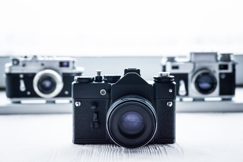 best budget mirrorless cameras under $1000 in 2025